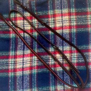 Edgewood raised fancy stitched martingale.